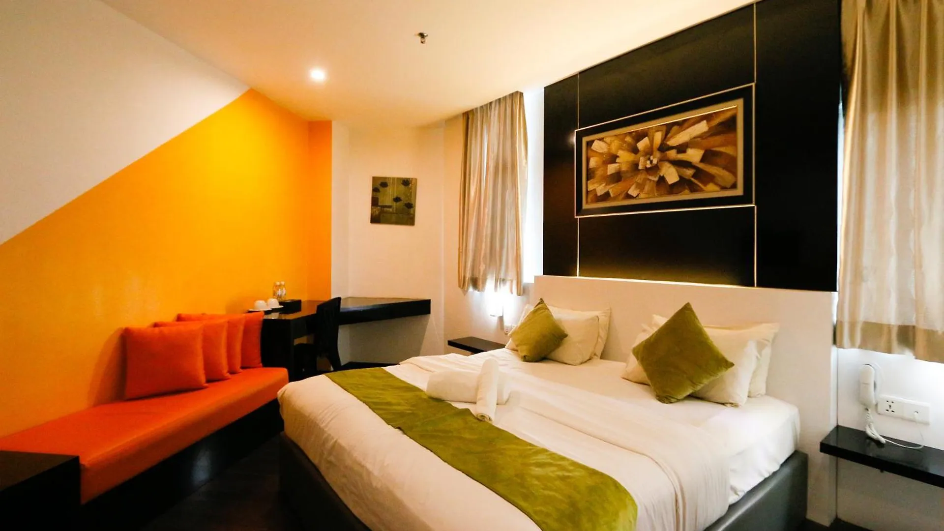 ***  Golden Roof Hotel Ampang Ipoh Malaysia