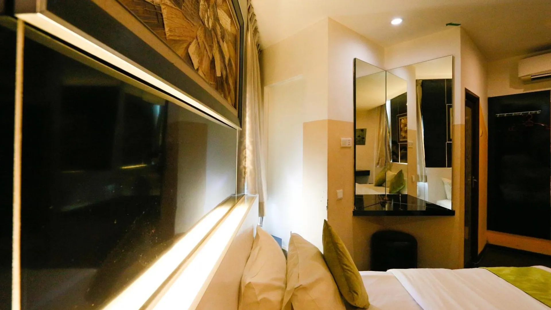 Golden Roof Hotel Ampang Ipoh 3*,  Malaysia